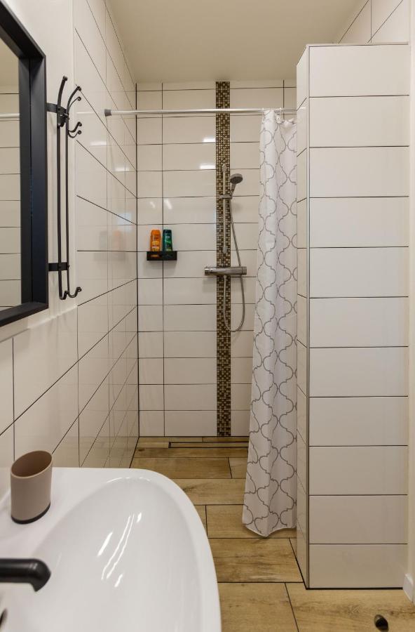 Sunny Apartment With Free Parking Zvolen Ngoại thất bức ảnh